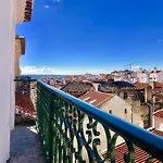 Room In Apartment - 2Lisbon Downtown Private Bedroom River View